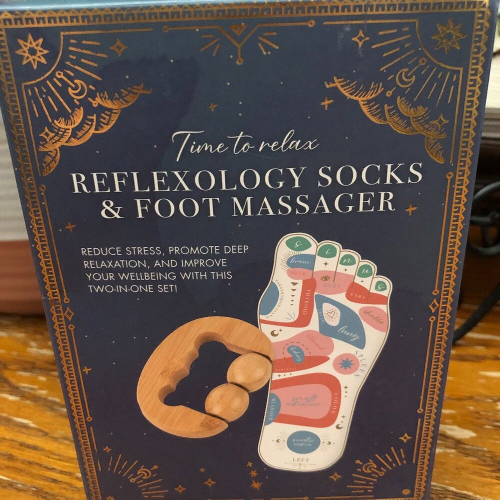 NWT Reflexology Socks & Foot Massager Set